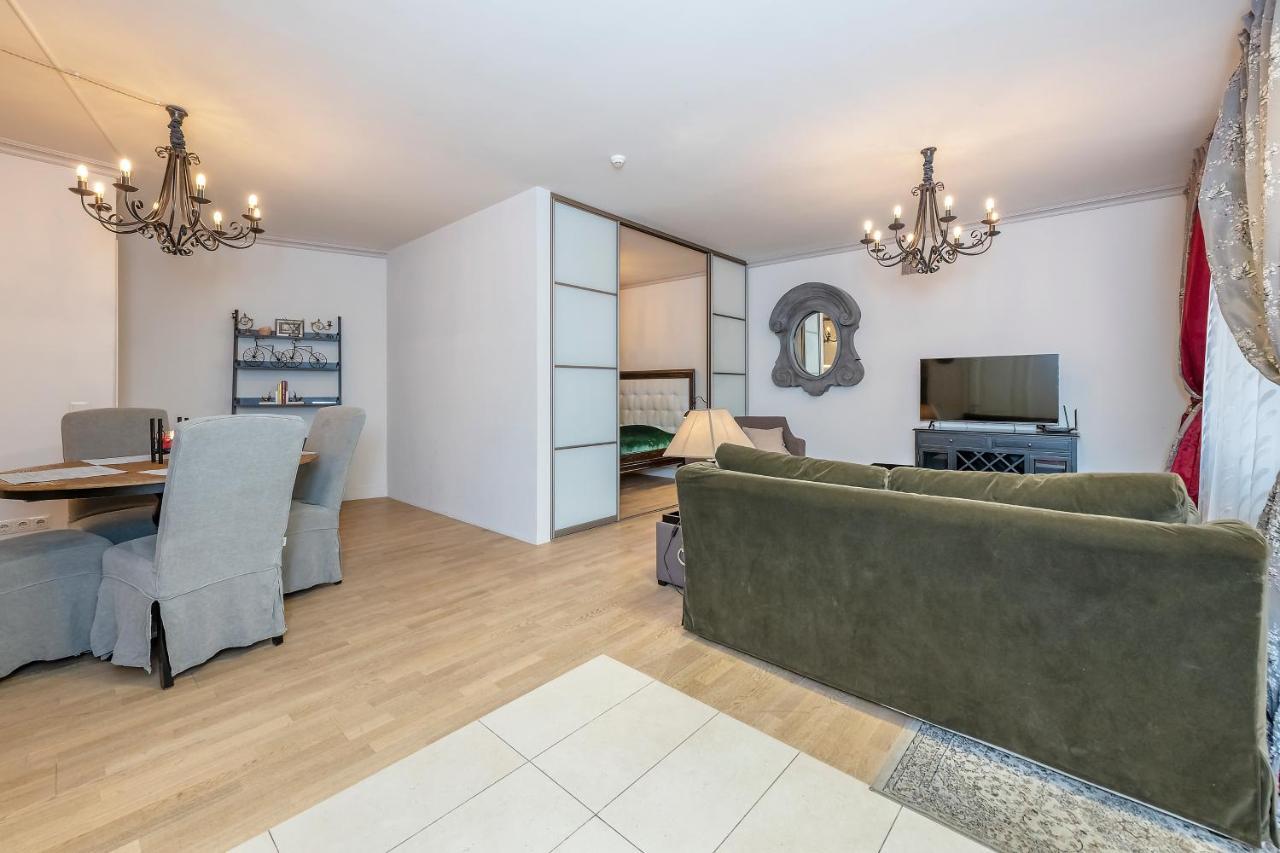 Luxury Gaono Apartments Vilnius Old Town I Self Check In I Free Private Parking Extérieur photo