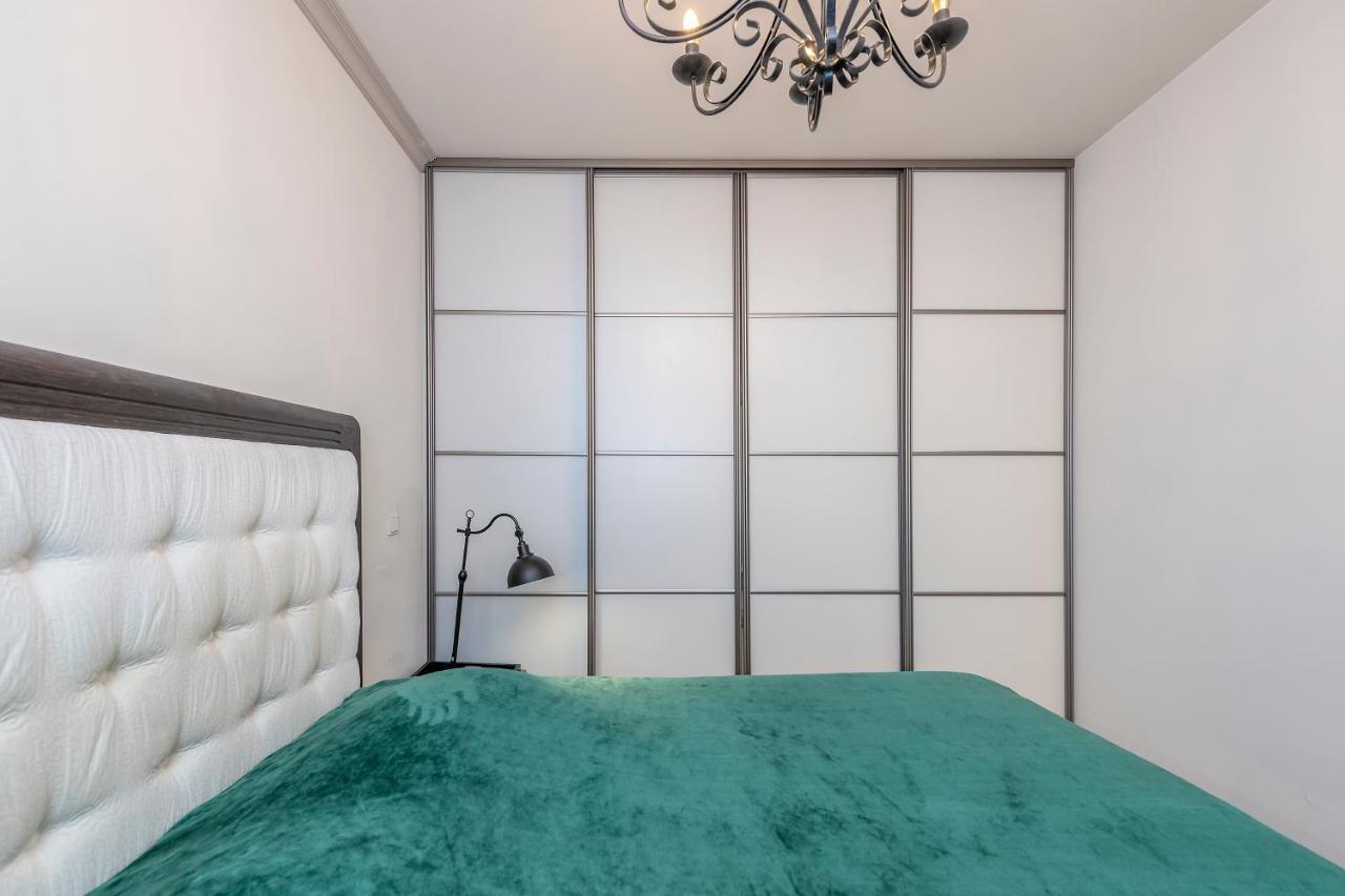 Luxury Gaono Apartments Vilnius Old Town I Self Check In I Free Private Parking Extérieur photo