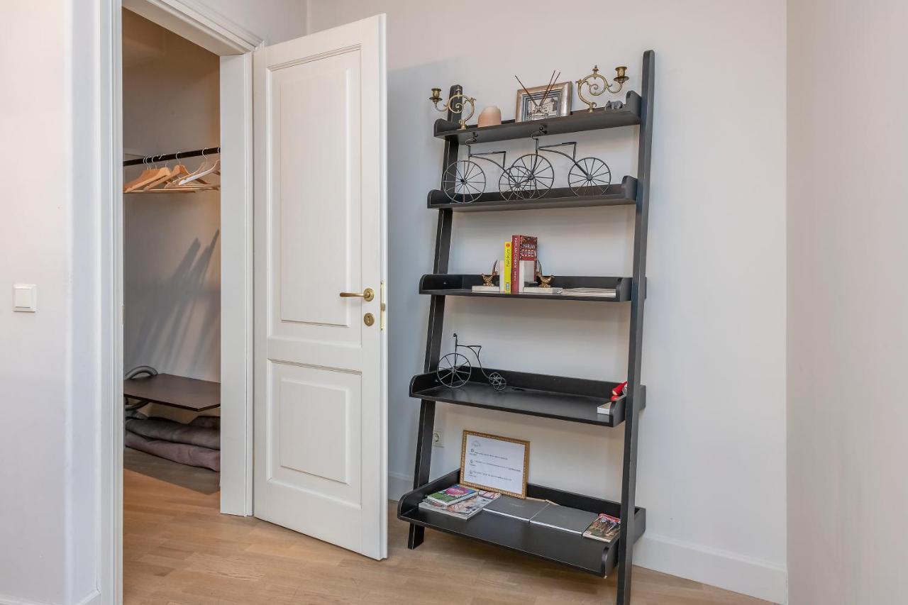 Luxury Gaono Apartments Vilnius Old Town I Self Check In I Free Private Parking Extérieur photo